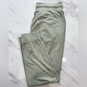 Lululemon Ready to Rulu Highrise Jogger